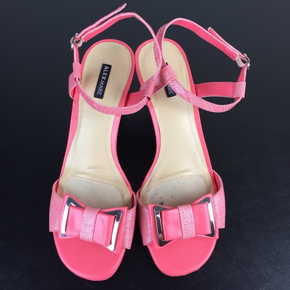 Alex Marie Shoes - 5/$25 🦋 Alex Marie Silver & Pink Bow Heels Sz 7M